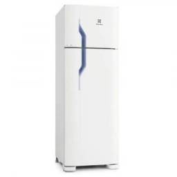 Refrigerador / Dos Puertas / Fro Seco / 310 litros 